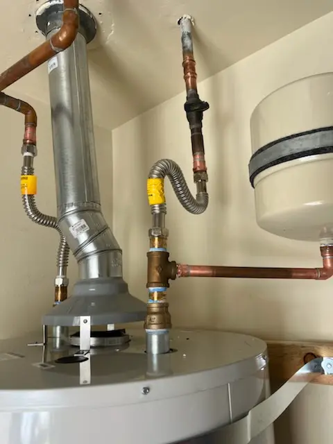Water heater installation and plumbing repair in New Port Richey East